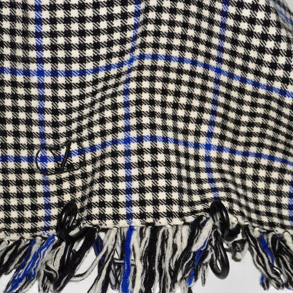 Vintage Wool Scarf in Classic Porsche Pepita Pattern (60"x14")